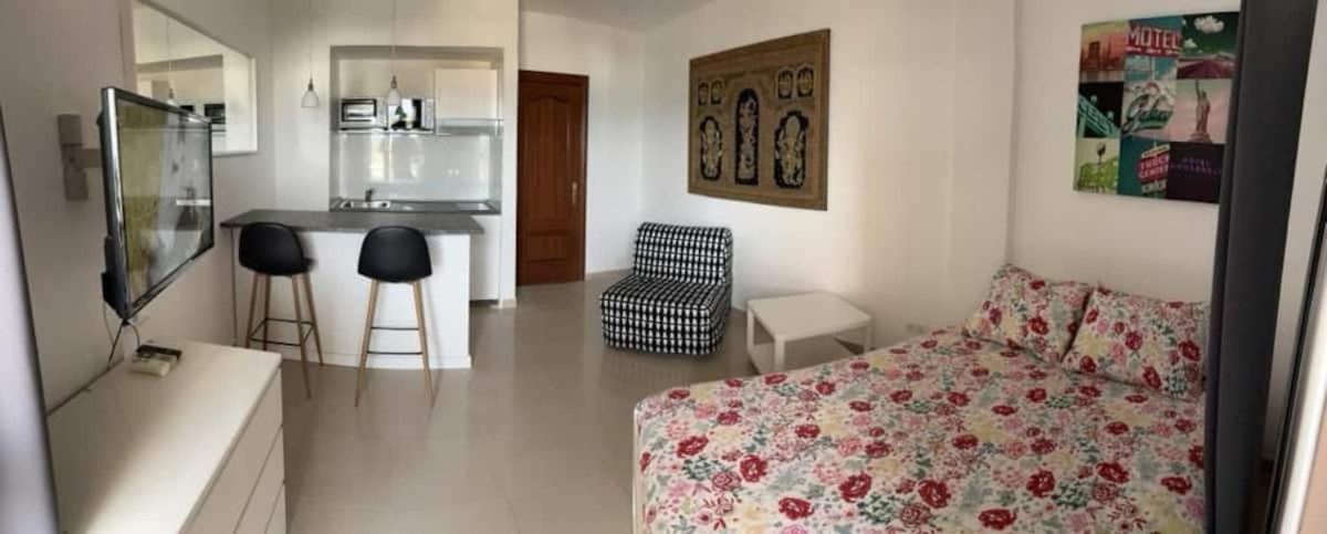 Apartment In Torremolinos Close To Beach المظهر الخارجي الصورة